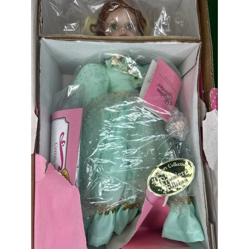 Paradise Galleries Shannon The Shamrock Fairy Porcelain Doll Patricia Rose COA